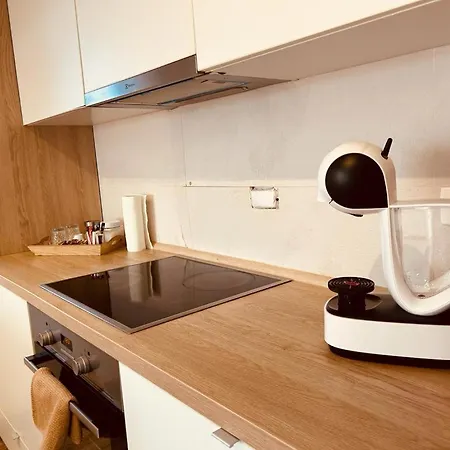 アパート Bright&cozy C1 *